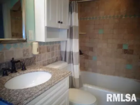 218 Embert Pl, Peoria, IL 61603 photo 25