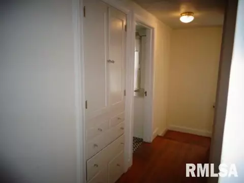 218 Embert Pl, Peoria, IL 61603 photo 18