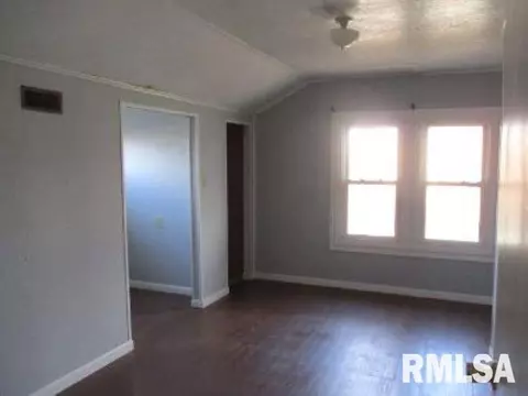447 E Walnut St, Washburn, IL 61570 photo 14