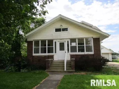 447 E Walnut St, Washburn, IL 61570 photo 1