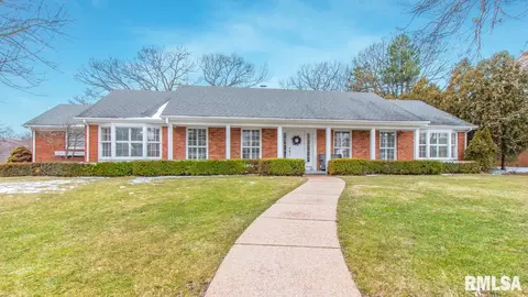 317 E Morningside Dr, Peoria, IL 61614 photo 2