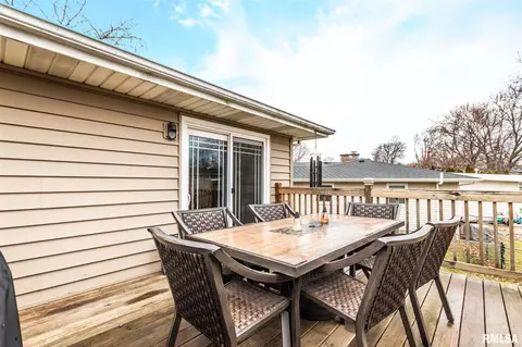 115 N Castle Dr, Dunlap, IL 61525 photo 14