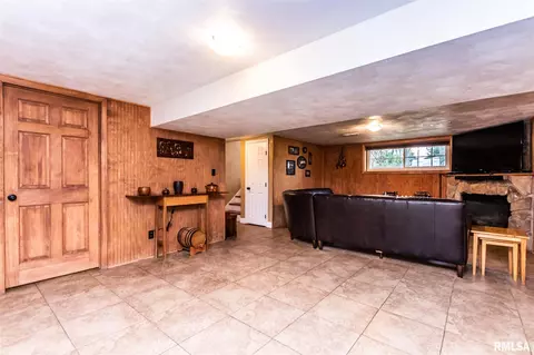 115 N Castle Dr, Dunlap, IL 61525 photo 35