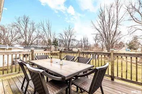 115 N Castle Dr, Dunlap, IL 61525 photo 13