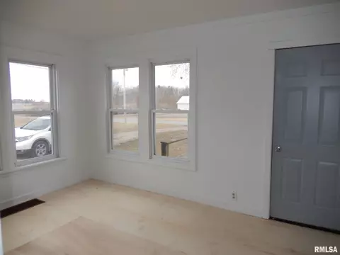 8735 E 600th St, Colchester, IL 62326 photo 8