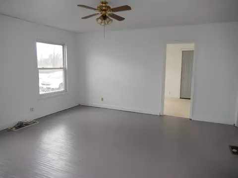 8735 E 600th St, Colchester, IL 62326 photo 4