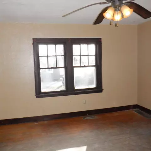 116 Berry St, Washington, IL 61571 photo 5