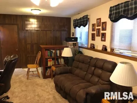1161 Stacy Ln, Macomb, IL 61455 photo 13