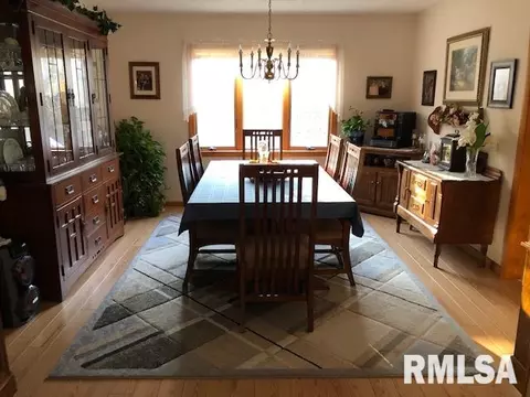 1161 Stacy Ln, Macomb, IL 61455 photo 5