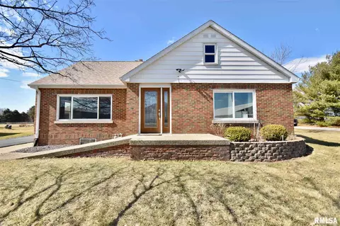 220 N Eureka St, Goodfield, IL 61742 photo 1