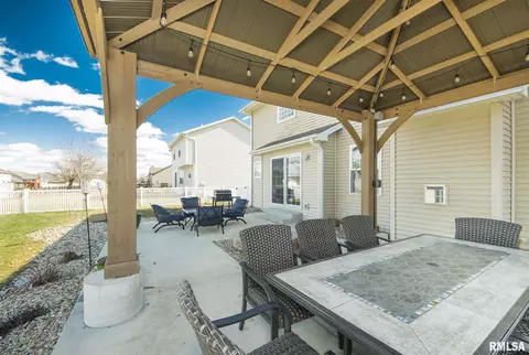 1503 Jadens Way, Washington, IL 61571 photo 3