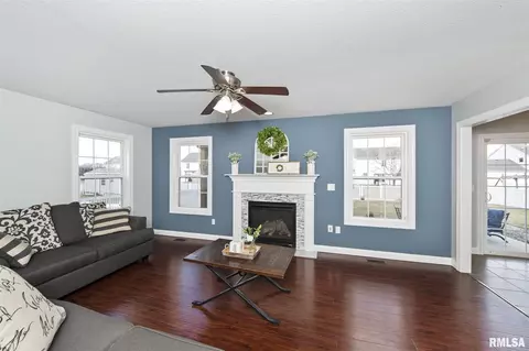 1503 Jadens Way, Washington, IL 61571 photo 7