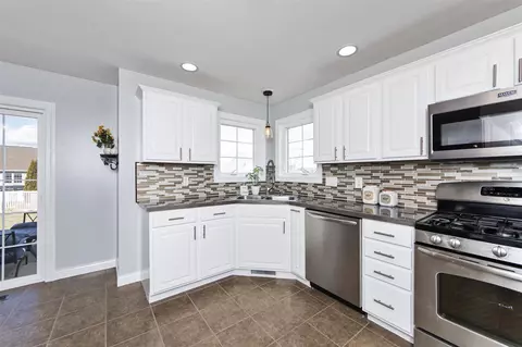 1503 Jadens Way, Washington, IL 61571 photo 12