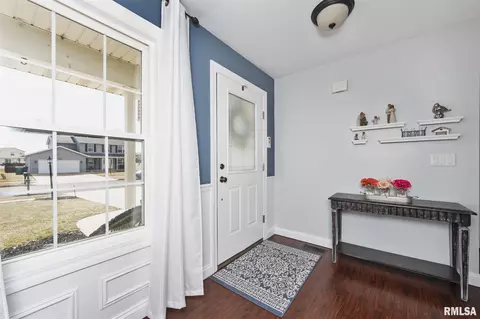 1503 Jadens Way, Washington, IL 61571 photo 4