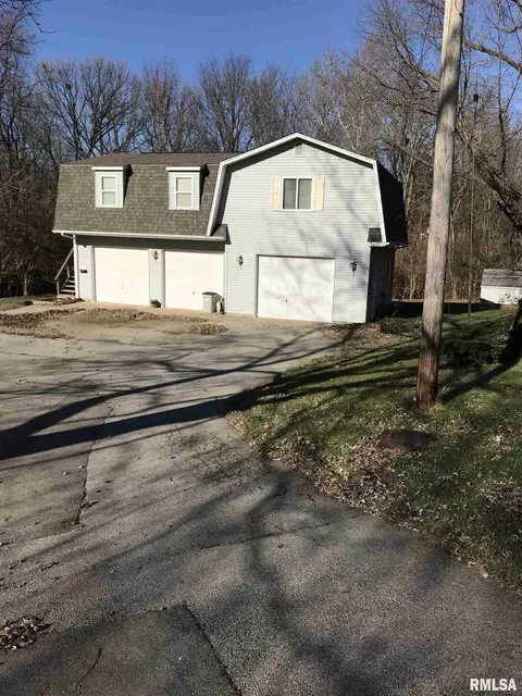 601 Eilers Ct, Washington, IL 61571 photo 2