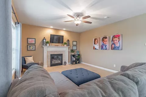 2829 W School St, Dunlap, IL 61525 photo 13