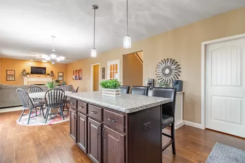 2829 W School St, Dunlap, IL 61525 photo 7