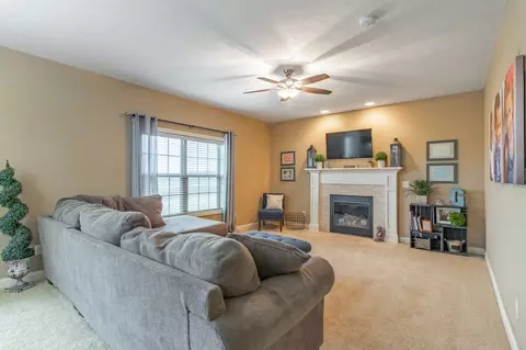 2829 W School St, Dunlap, IL 61525 photo 14