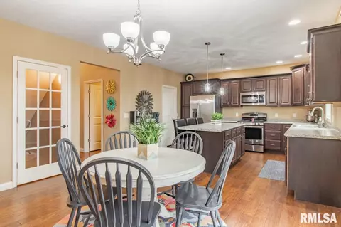 2829 W School St, Dunlap, IL 61525 photo 4