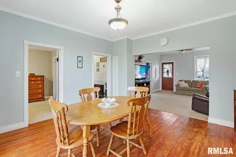 605 Eureka St, Eureka, IL 61530 photo 9