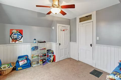 605 Eureka St, Eureka, IL 61530 photo 27