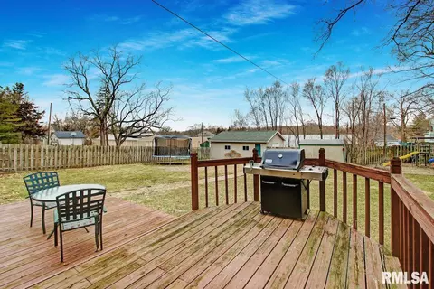 605 Eureka St, Eureka, IL 61530 photo 42