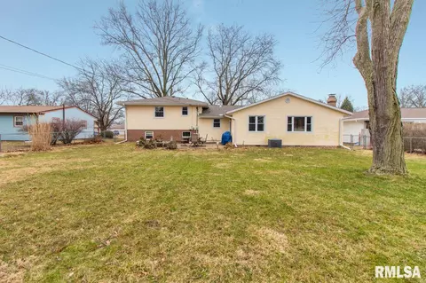 929 E Madison St, Morton, IL 61550 photo 35