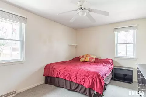 929 E Madison St, Morton, IL 61550 photo 22