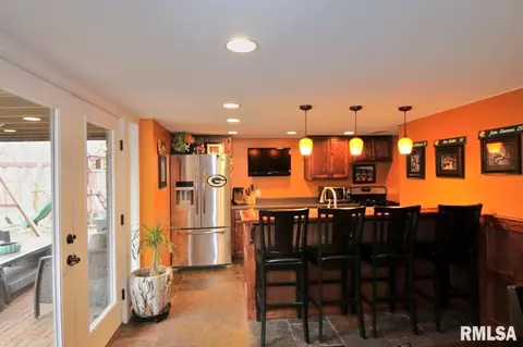 301 Parkway Dr, Eureka, IL 61530 photo 39