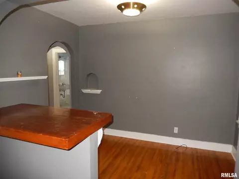 615 W Calhoun St, Macomb, IL 61455 photo 5