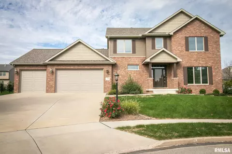 25 Holborn Ct, Washington, IL 61571 photo 2