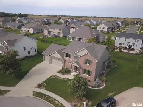 25 Holborn Ct, Washington, IL 61571 photo 4