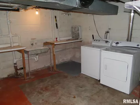 632 W Murray St, Macomb, IL 61455 photo 15