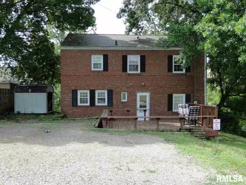 632 W Murray St, Macomb, IL 61455 photo 2