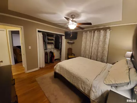 405 E Adams St, Washington, IL 61571 photo 17