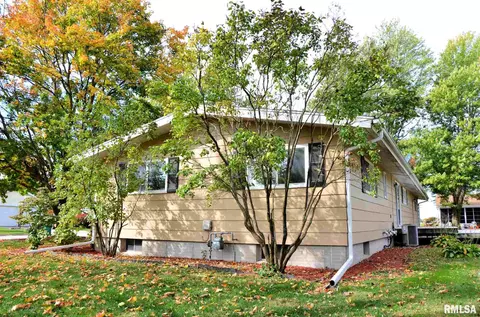 1212 E Thomas St, Macomb, IL 61455 photo 20