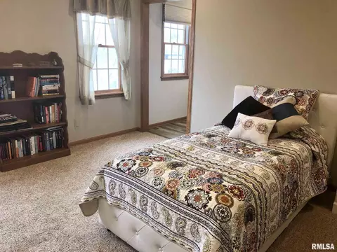 1222 Redbud Dr, Macomb, IL 61455 photo 35
