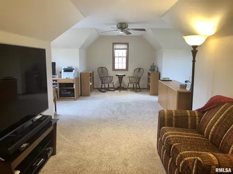1222 Redbud Dr, Macomb, IL 61455 photo 37
