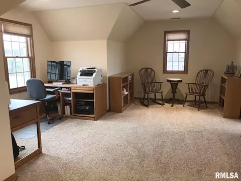 1222 Redbud Dr, Macomb, IL 61455 photo 38