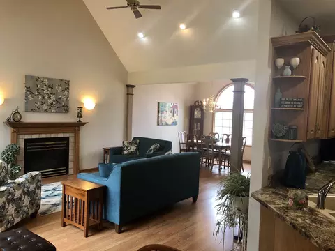 1222 Redbud Dr, Macomb, IL 61455 photo 9
