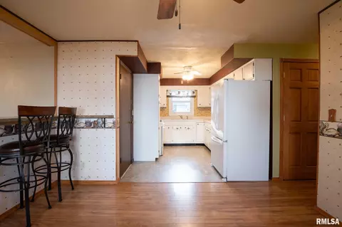 508 E 4th St, Glasford, IL 61533 photo 11