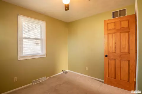 508 E 4th St, Glasford, IL 61533 photo 28