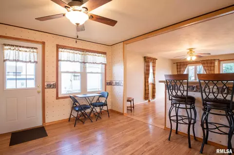 508 E 4th St, Glasford, IL 61533 photo 22
