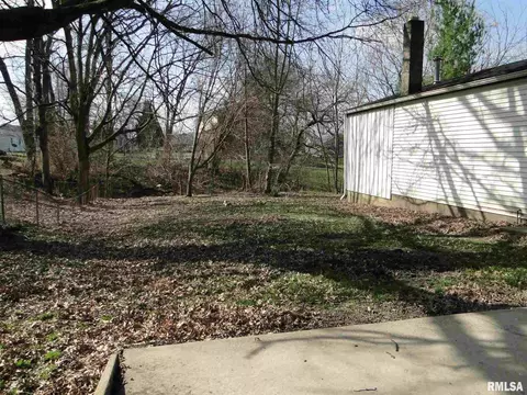 415 W Pierce St, Macomb, IL 61455 photo 24