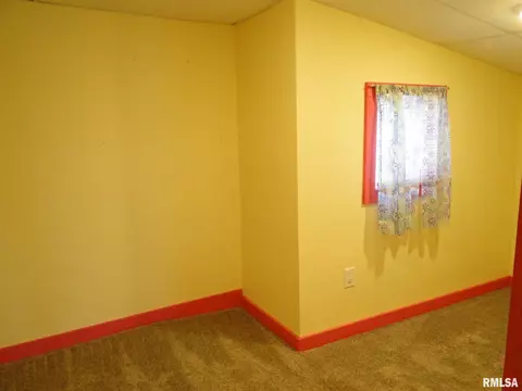 415 W Pierce St, Macomb, IL 61455 photo 15