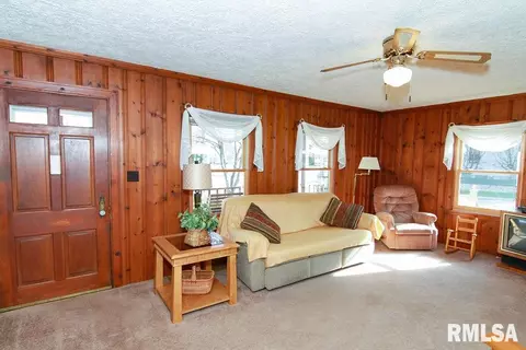 502 W Center St, Eureka, IL 61530 photo 24