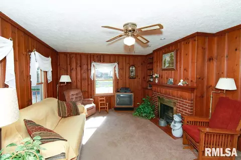 502 W Center St, Eureka, IL 61530 photo 23