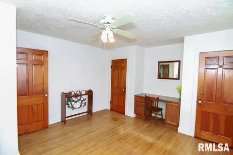 502 W Center St, Eureka, IL 61530 photo 27