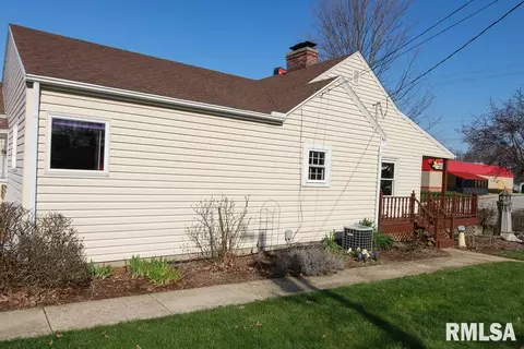 502 W Center St, Eureka, IL 61530 photo 37