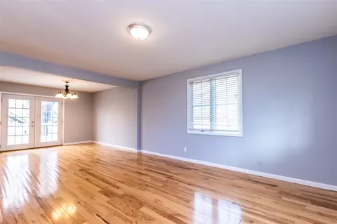 4601 S Lake Camelot Dr, Mapleton, IL 61547 photo 4